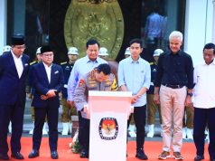 Kapolri Hadiri Deklarasi Kampanye Pemilu Damai di KPU