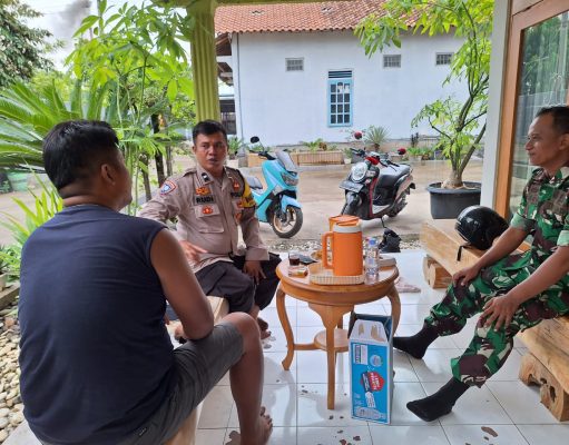 Anggota Polsek Pegandon Beri Imbauan Kamtibmas Pemilu 2024 Kepada Karang Taruna Desa Dawungsari