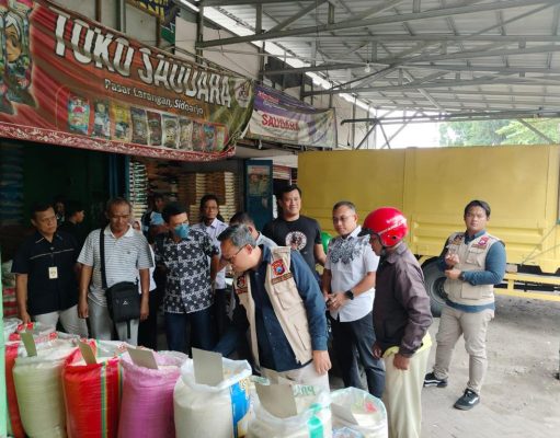 Satgas Pangan Bareskrim Polri bersama Polda Jatim Sidak Pasar Sentra Beras