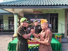 Momen Peringatan Hari Juang TNI AD Ke – 78 Tahun 2023, Dandim 0808/Blitar Berikan Penghargaan Kepada Veteran