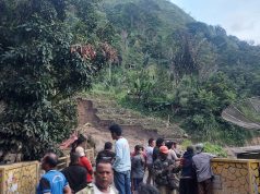 Polres Simungun Bersama Tim Sigap Tanggap Evakuasi Banjir Bandang Sapu Dusun 2 Binanga Bolon, 28 KK Mengungsi dan Jalan Putus Total