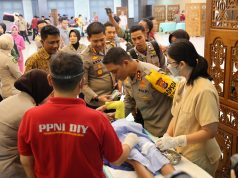 Bakti Kesehatan “Sunat Bareng Polisi”