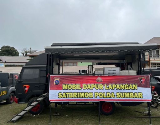 Polda Sumbar buka Dapur Umum dilokasi Evakuasi Erupsi Gunung Marapi