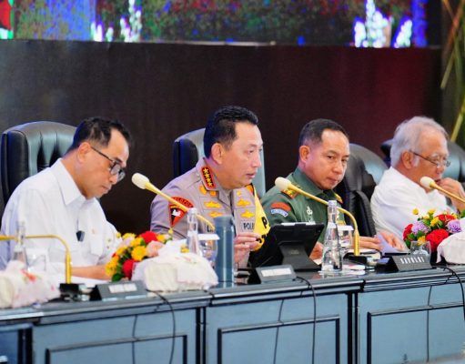 Komitmen Amankan Nataru, Kapolri Pastikan Beri Pelayanan Terbaik untuk Warga