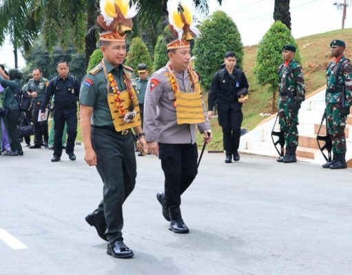 Kapolri dan Panglima TNI Kunjungi Papua, Tingkatkan Sinergitas TNI-Polri Menjelang Pemilu 2024