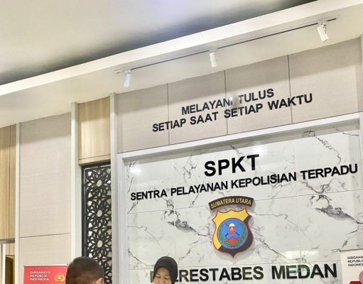 Polwan SPKT Melayani Masyarakat Dengan Humanis