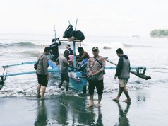 Polsek Pesisir Utara Polres Pesibar Melaksanakan Kunjungan Ke Pulau Pisang