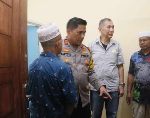 Kapolda Metro Jaya Serahkan Kunci Bedah Rumah Presisi dan Imbau Jaga Kerukunan Jelang Pemilu