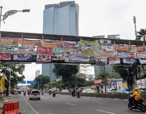 Polda Metro Minta Masyarakat Lapor Jika Temukan Alat Kampanye Ganggu Lalu Lintas