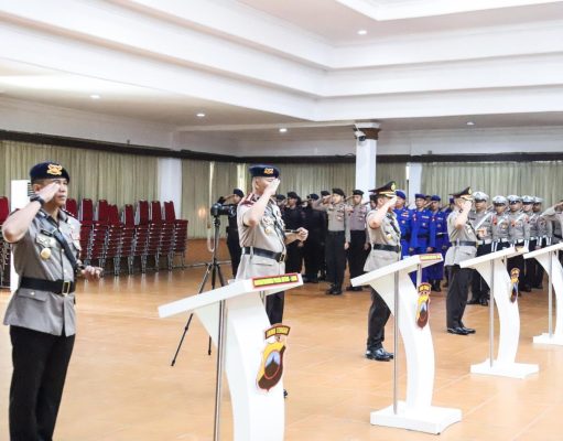 Irjen Ahmad Luthfi Pimpin Serah Terima Jabatan Dansat Brimob Polda Jateng dan Kapolres Batang