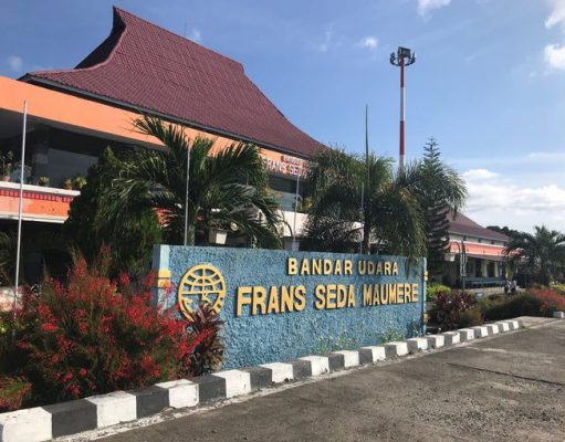 Akibat Erupsi Lewotobi Bandara Frans Seda NTT ditutup Sementara