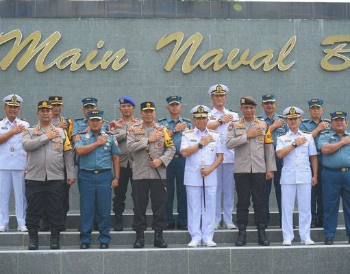 Silaturahmi Hari ke Dua, Kapolda Sulut Kunjungi Tokoh Agama dan Danlantamal VIII Manado