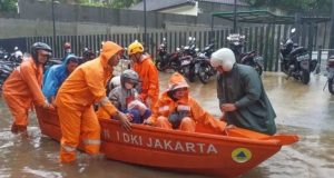 Akibat Hujan Deras, Lima RT dan Enam Ruas Jalan di DKI Jakarta Tergenang