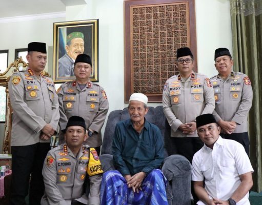 Ops NCS Polri Kunjungi Ponpes Bumi Shalawat Sidoarjo, Gus Ali Doakan Pemilu Aman dan Damai