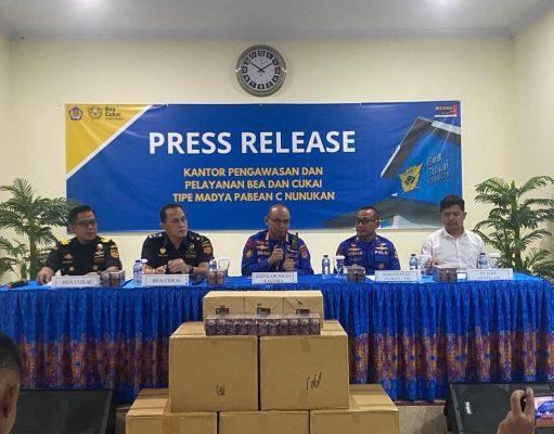 Satu Kontainer Berisi Rokok Cukai Palsu Berhasil Diamankan Korpolairud Baharkam