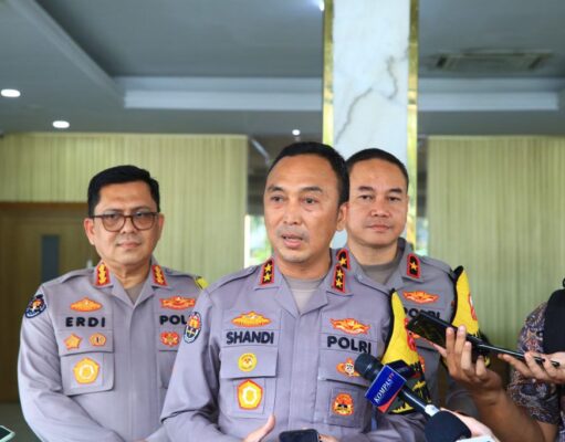 Tudingan Henry Yoso Soal Arahan Kapolri Menangkan Paslon dibantah Polri