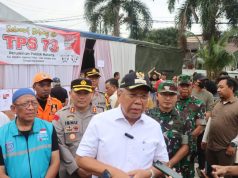 Kapolres Tangsel Bersama Walikota Monitoring Pemungutan Suara Lanjutan (PSL) Di Perumahan Maharta Kelurahan Pondok Kacang Timur