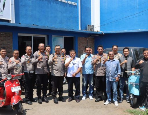 Hut HPN Kapolresta bersama Pejabat utama Polresta Serkot Mengunjungi Kantor PWI Banten