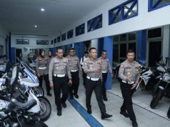 Kakorlantas Berikan Kendaraan Operasional dan Tinjau Pelayanan BPKB Online di Polda Sumsel