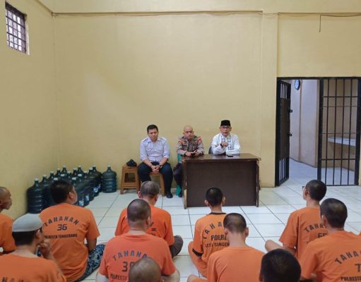 Sattahti Polresta Tangerang Rutin Memberikan Siraman Rohani Kepada Tahanan