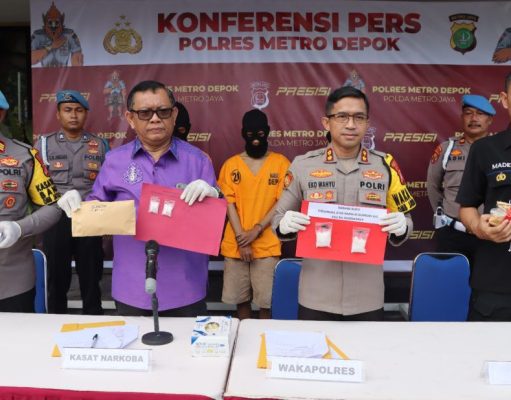 Ungkap Kasus Narkoba, Polres Metro Depok Tangkap 3 Orang Tersangka