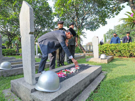 98db62f0620de4b0c04047cf7d54cc67