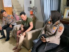 Program “Polisi Peduli”, Sat Lantas Polres Sukoharjo Jengguk Korban Laka Lantas