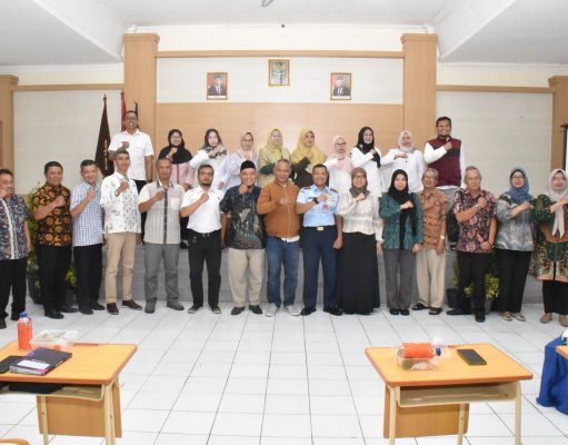 Sosialisasi Sinergitas Antara Yayasan, Satuan Pendidikan, dan Pemerintah Daerah Di SMK Angkasa Husein Sastranegara