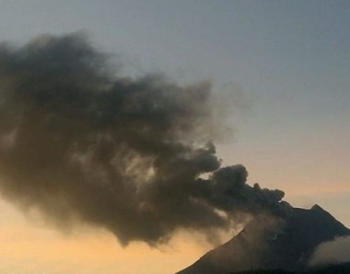 Kembali Gunung Api Lewotobi Laki-Laki Erupsi, Letusannya Mencapai 300 Meter