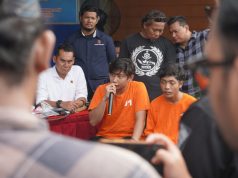 Dua Tersangka Dihadirkan dalam Jumpa Pers Kasus Pengeroyokan dan Perampasan di Meteseh
