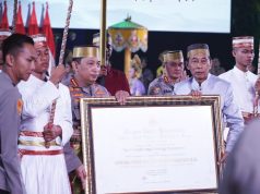 Kapolri Raih Gelar Adat dari 2 Kerajaan di Sulsel