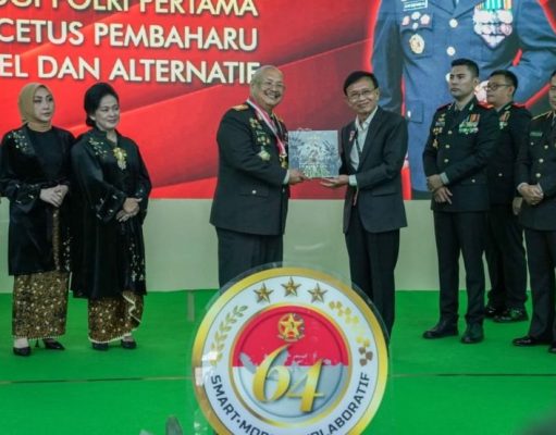 Ka Sespim Pol Irjen Chrisnanda Menerima 3 Rekor Muri