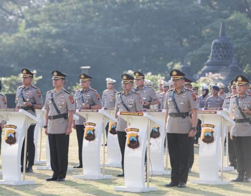 Saat Sertijab 4 PJU dan 15 Kapolres Ini Pesan Kapolda Jateng: “Layani Masyarakat Dengan Baik, Dengan Setulus Hati”