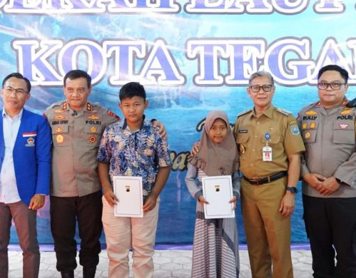 Kapolda Jateng Santuni Anak Yatim dan Anak Nelayan Berprestasi