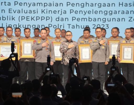 Kapolri Apresiasi SSDM Polri yang Dapat Penghargaan dari KemenPAN-RB