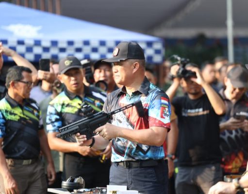 Polda Jatim Gelar Lomba Menembak Kapolda Cup