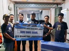 Warga Terdampak Longsor di Pondok Kelapa Dapat Bantuan