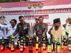 Selama 9 Bulan Terakhir Polda Banten Musnahkan 75.279 Botol Miras