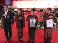 Gelar Wayang Kulit dan Libatkan UMKM dalam Hari Bhayangkara ke-78, Polri Raih Dua Rekor MURI