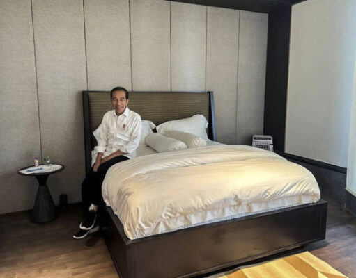 Jokowi Tidur Pulas dan Nyenyak di Istana IKN