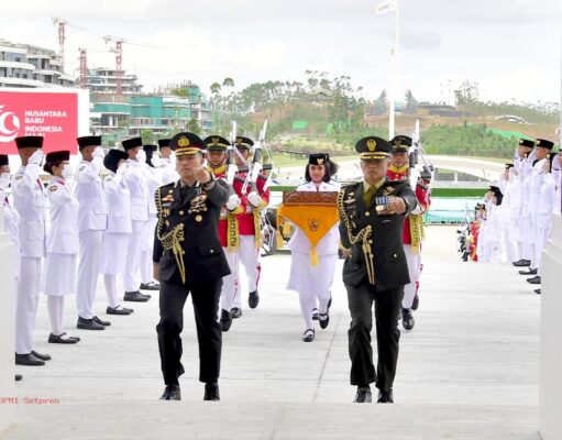 Kirab Duplikat Bendera Merah Putih dan Teks Proklamasi Tiba di Istana Negara IKN