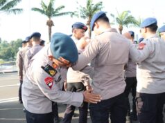 Personel Polri Tidak Membawa Senjata Api Saat Pengamanan Unras di DPR/MPR RI
