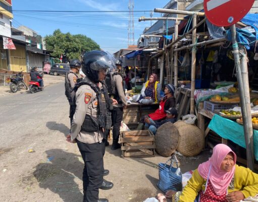 Sat Samapta Polres Garut Patroli Pasar Tradisional
