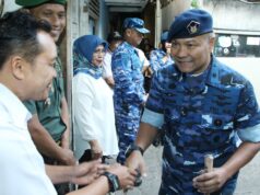 Lanud Husein Sastranegara Gelar Bakti Sosial Bangun MCK di Kelurahan Husein Sastranegara