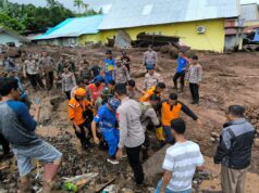 Banjir Bandang Ternate, Polisi Kerahkan 102 Personel dan Satu Anjing K9 Cari Korban Longsor