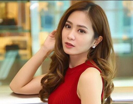 Artis Bunga Zainal Melaporkan Penipuan Senilai Rp6,2 Milyar