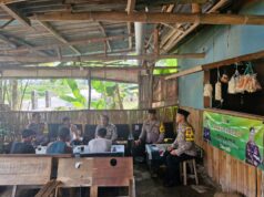 Melalui Jumat Curhat, Kapolsek Dlanggu Dengarkan Aspirasi Warga