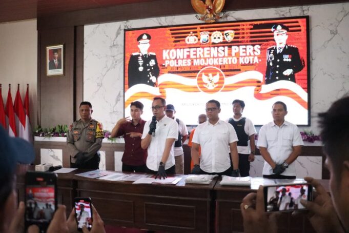 WhatsApp-Image-2024-09-10-at-15.44.10-1-768x512