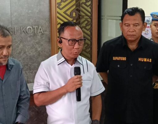 Polrestro Bekasi Jelaskan Kronologi Awal Mula Remaja Melompat ke Kali Bekasi