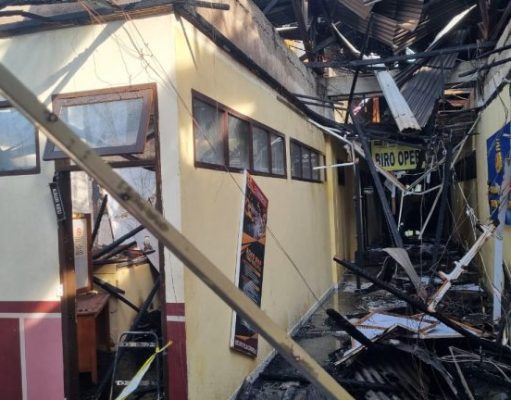 Gedung Mapolda Gorontalo Terbakar Hebat